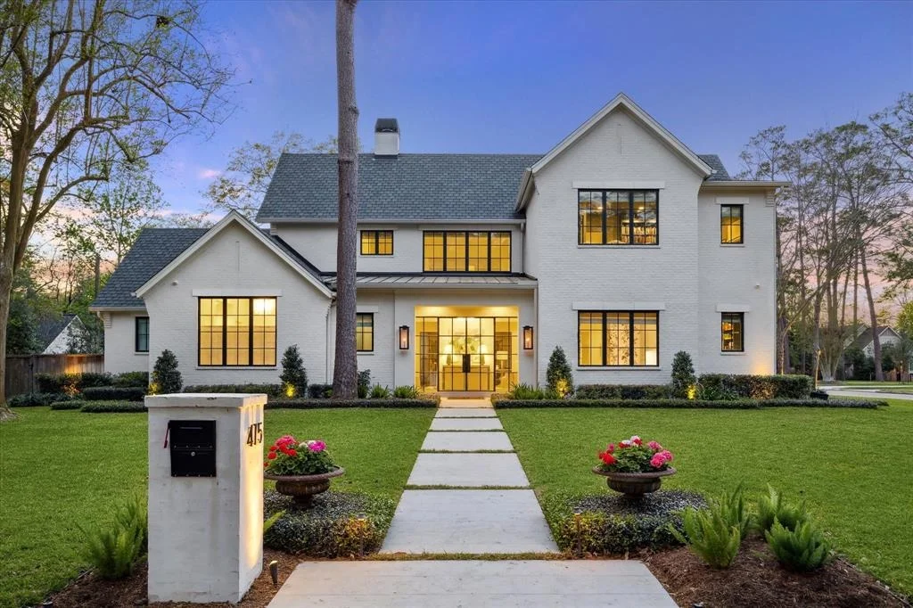 Photo of 415 Coachman Lane