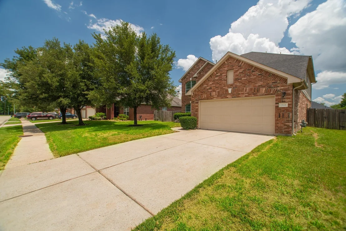 Photo of 25618 Crisp Spring Lane