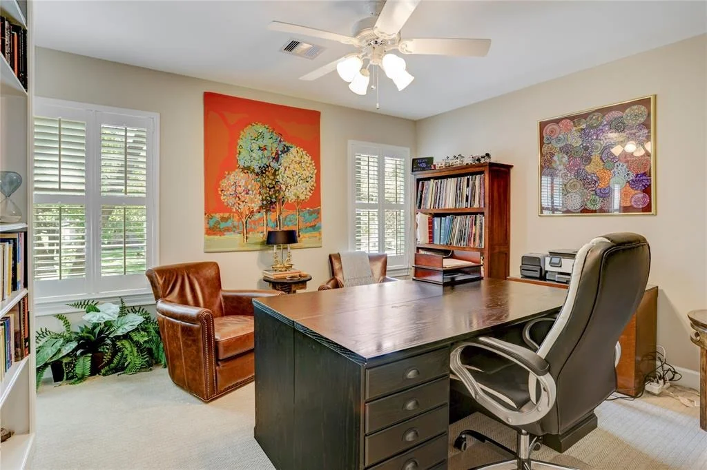 Photo of 802 W Forest Drive