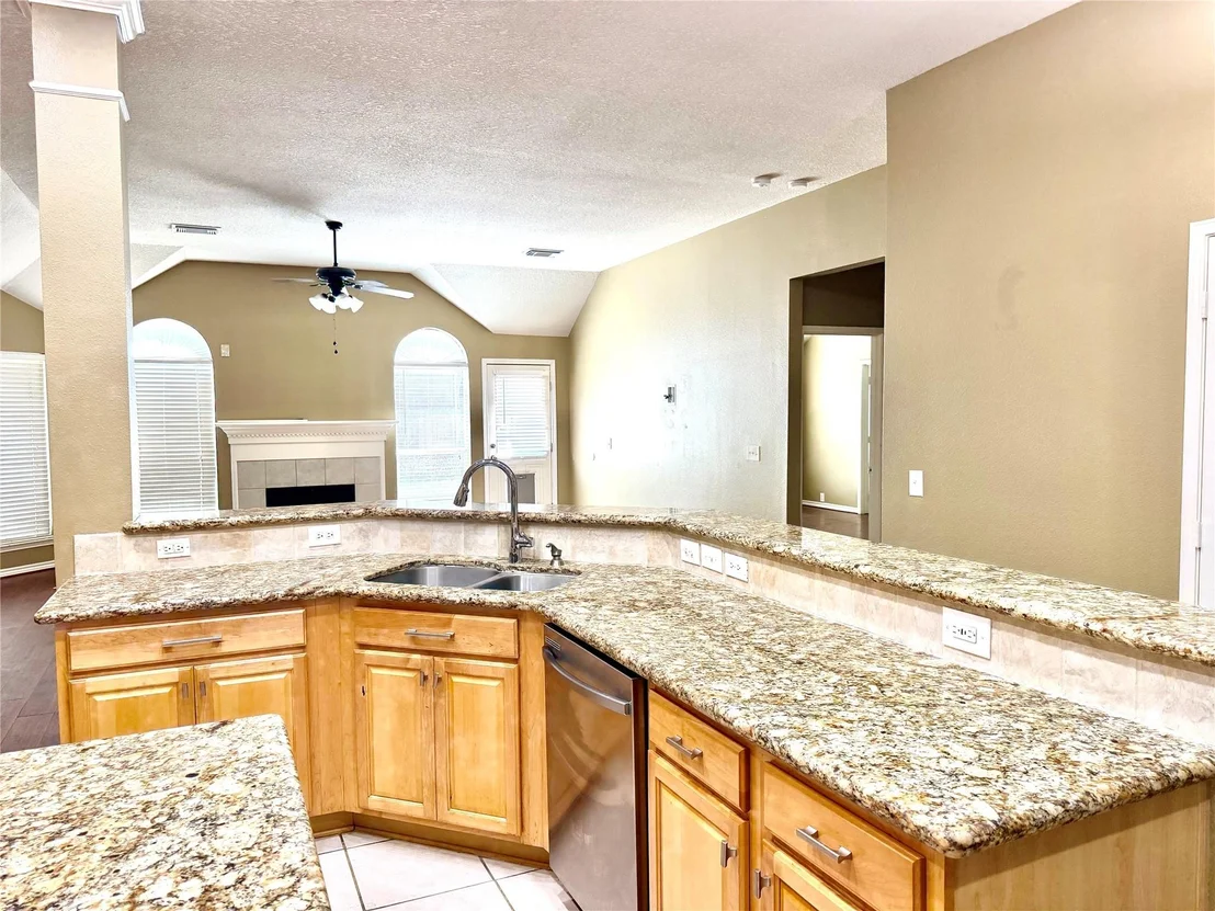 Photo of 4914 Surrey Park Circle