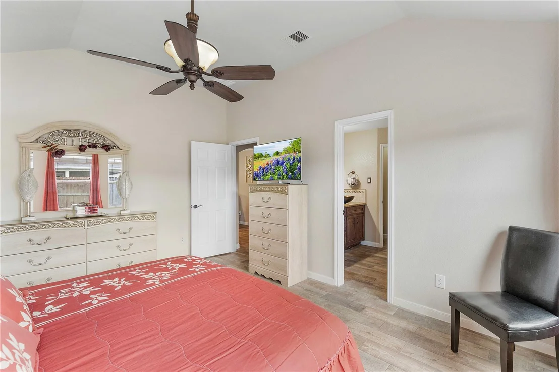 Photo of 11031 Bauer Elm Street