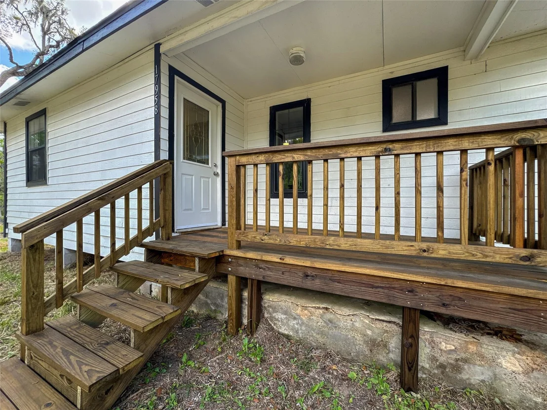 Photo of 17958 County Road 426