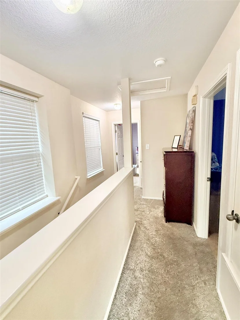 Photo of 504 Rolling Oak Drive
