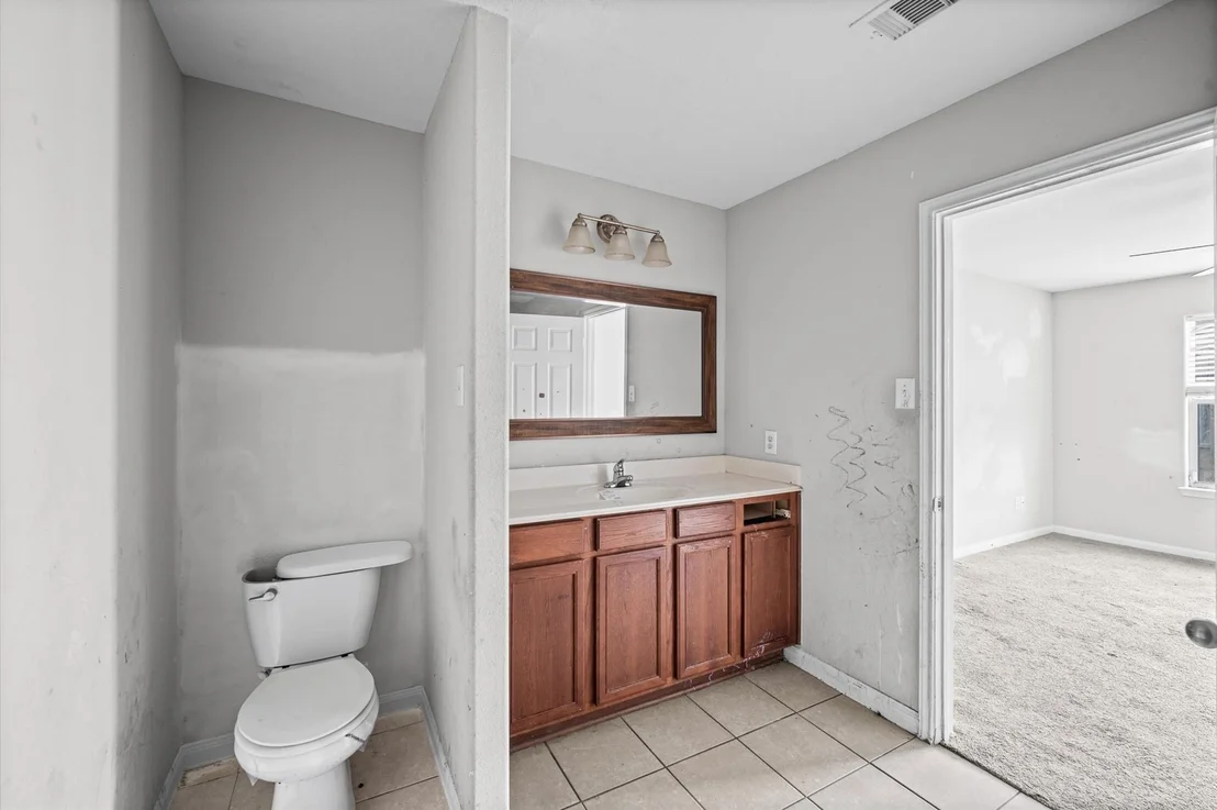 Photo of 907 Marigold Road