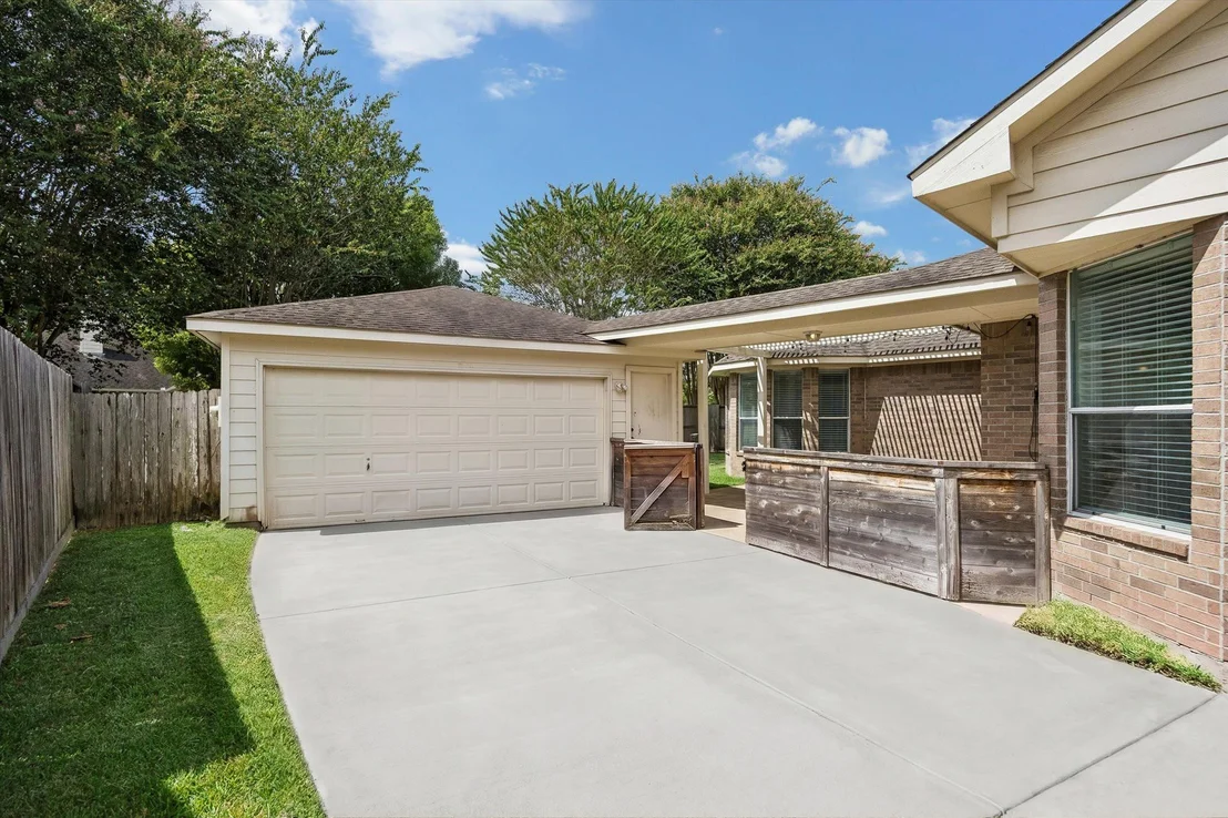 Photo of 21919 Windmill Bluff Lane