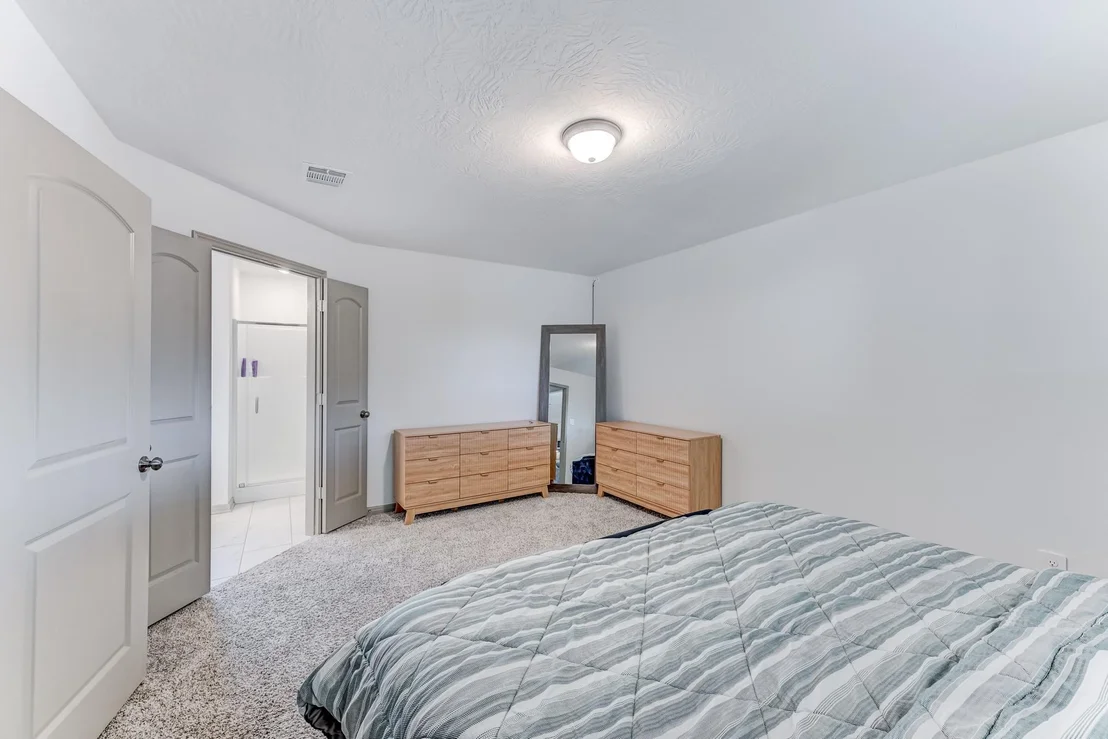 Photo of 204 Shoreview Drive