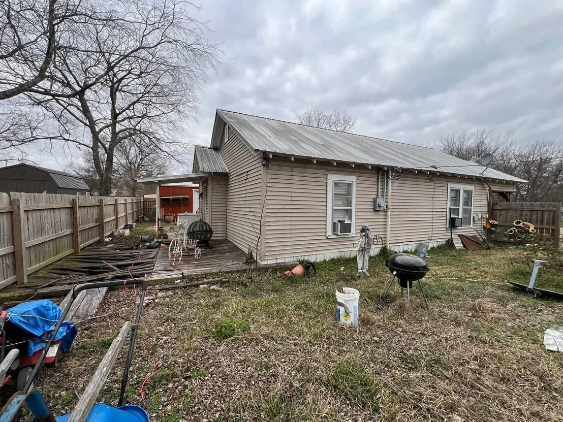 Photo of 730 E Fort Worth Avenue