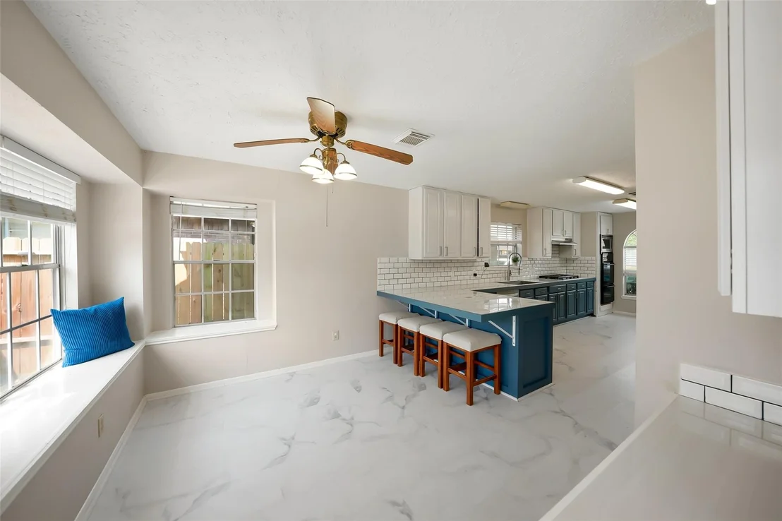 Photo of 7323 Maple Walk Drive
