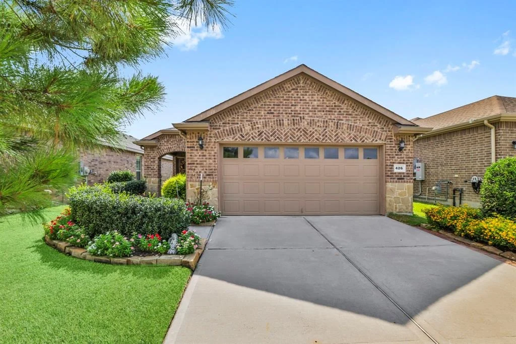 Photo of 426 Thistle Thorn Drive