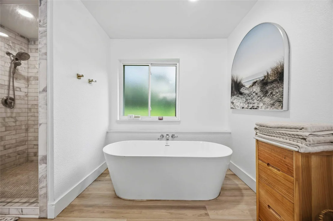 Photo of 17368 Northcrest Circle