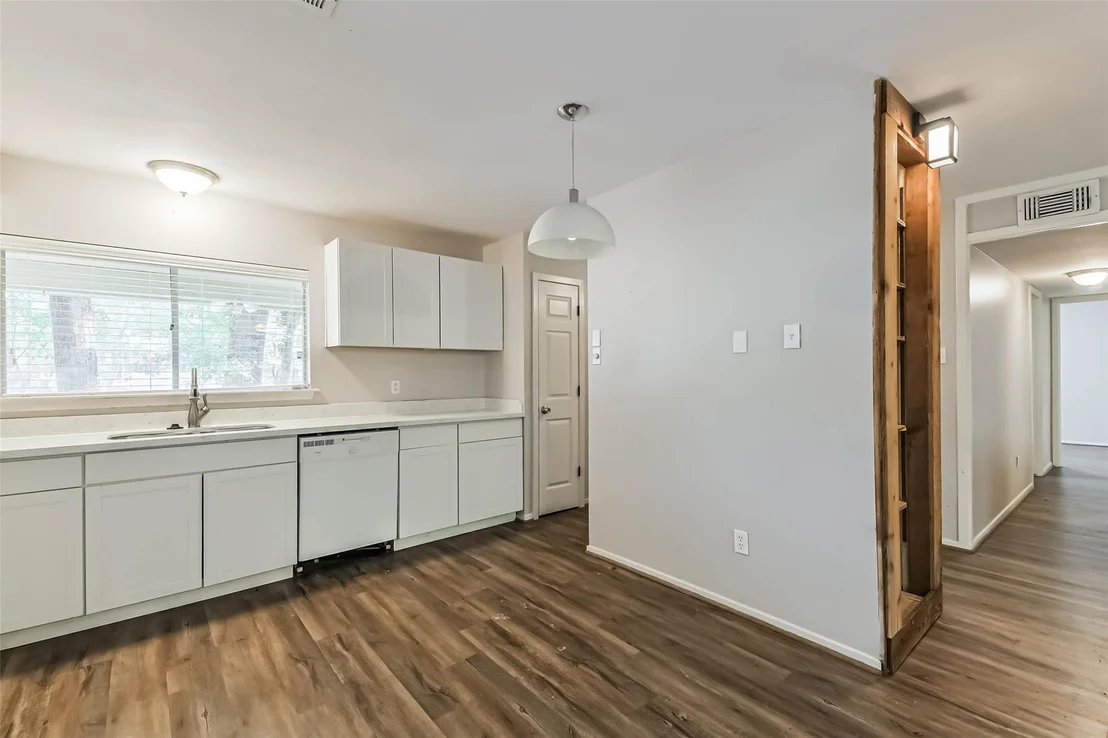 Photo of 83 Marabou Place