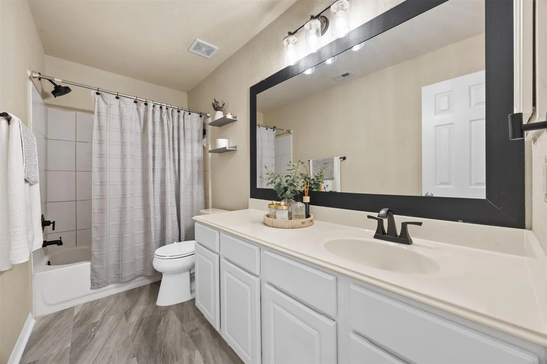 Photo of 3218 Quarry Place Lane
