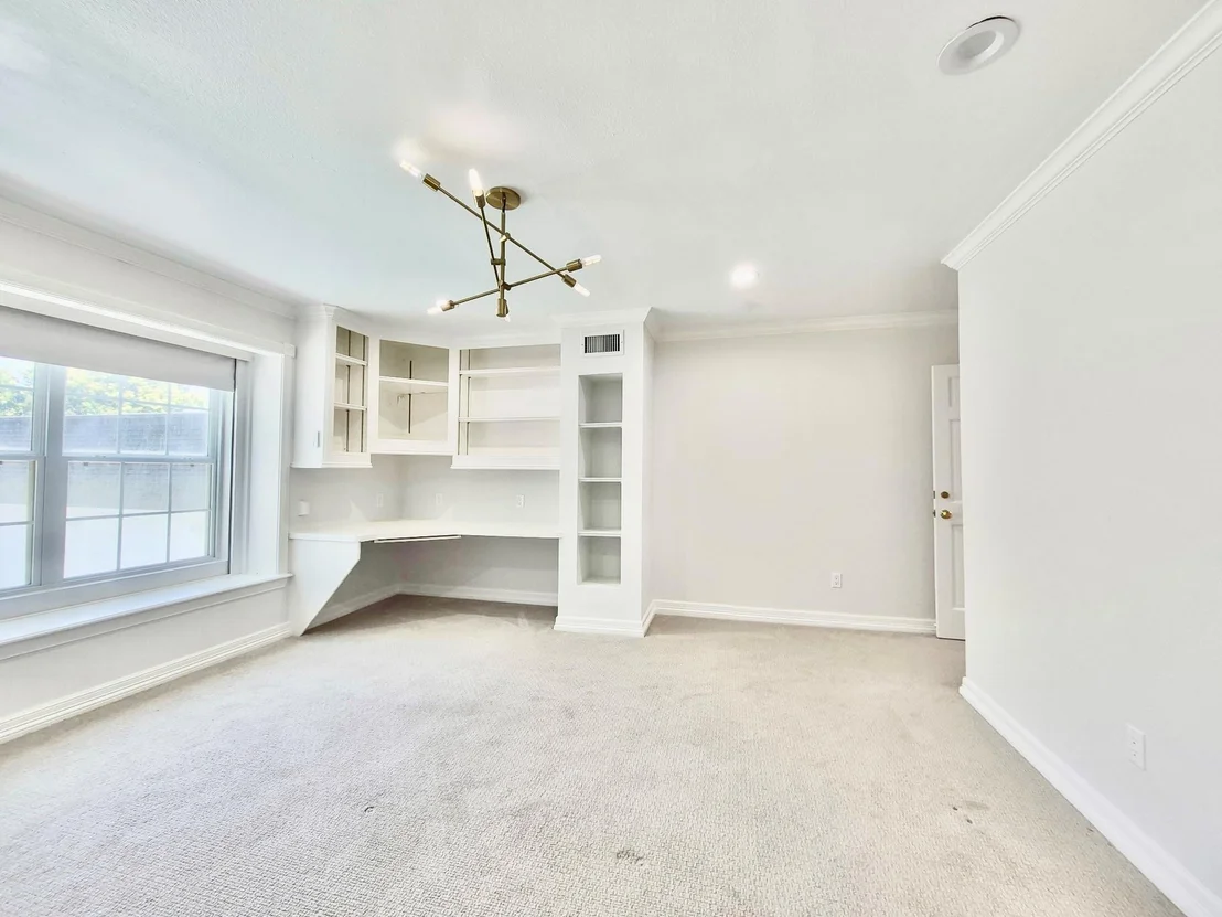 Photo of 5330 Braesheather Drive