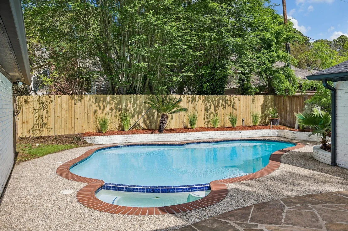 Photo of 9718 Oxted Lane