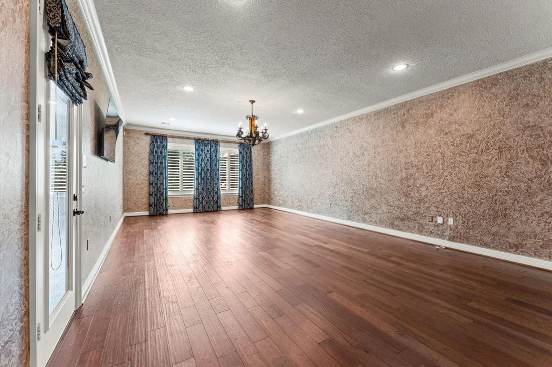 Photo of 727 Baker Drive