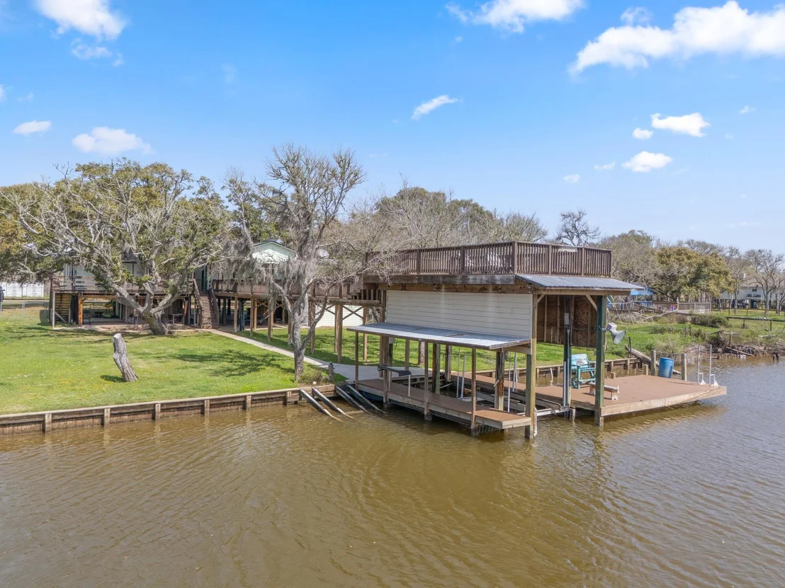 Photo of 1225 Private Road 652