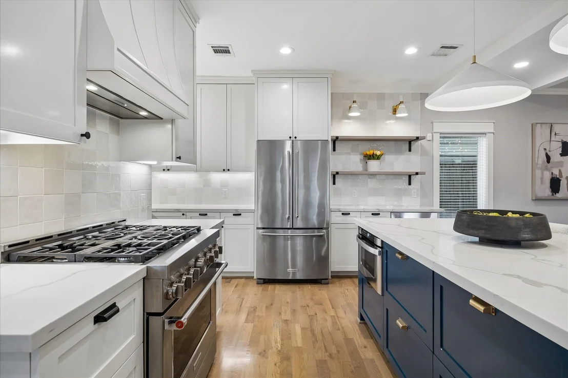 Photo of 1205 Temple Street