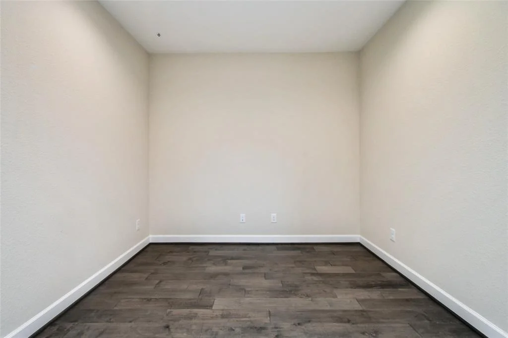 Photo of 305 Willard Street