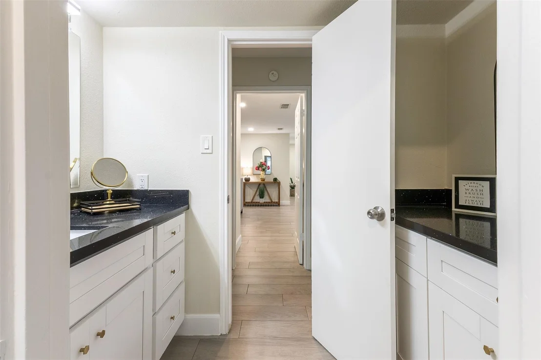 Photo of 10067 Briarwild Lane