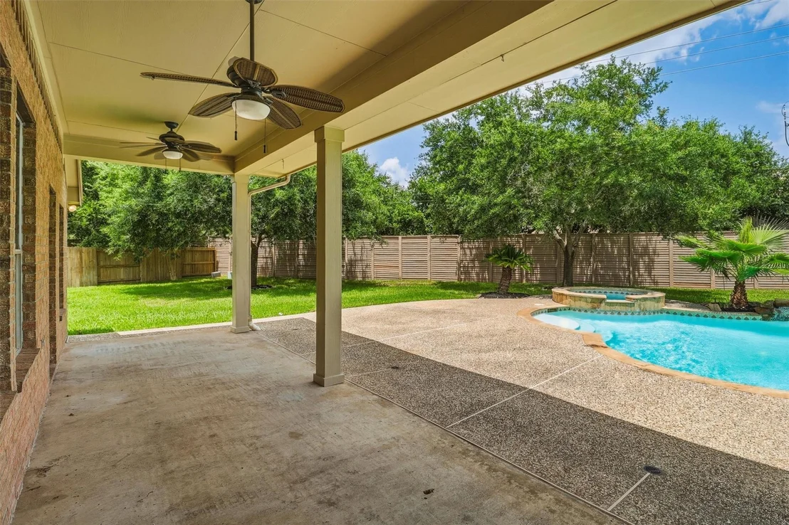 Photo of 8015 Ravens Point Drive