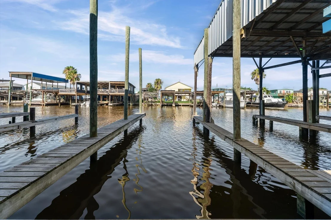 Photo of 310 Marine Way
