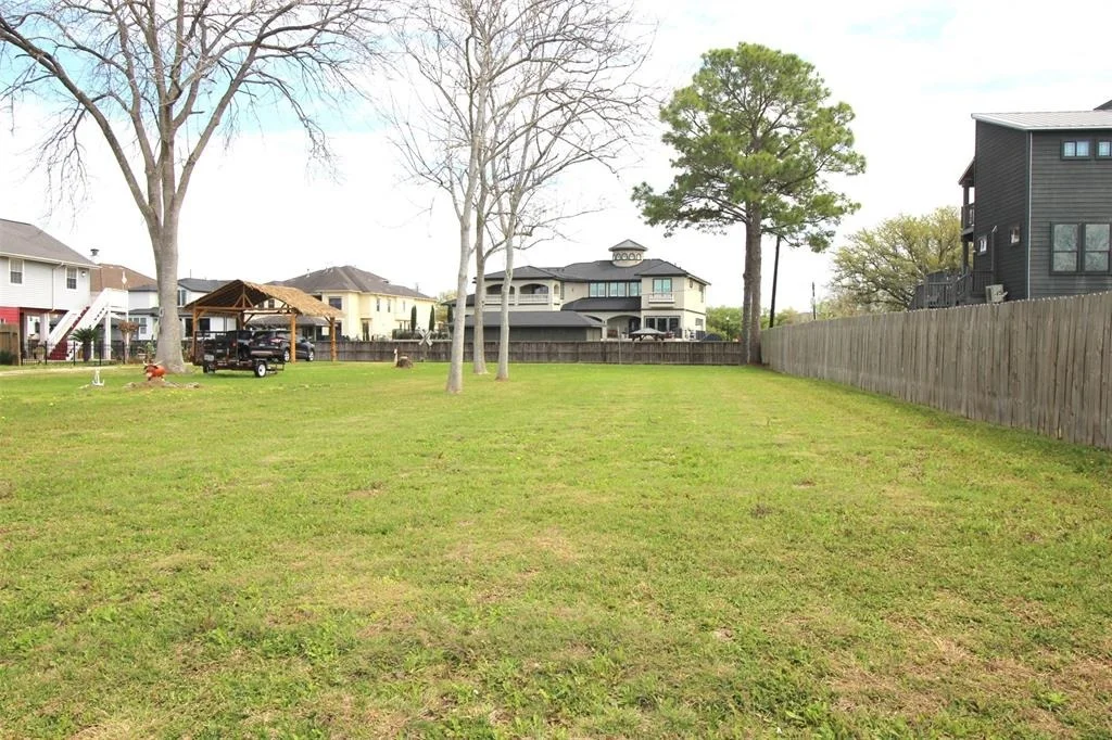 Photo of 413 Lakeside Drive