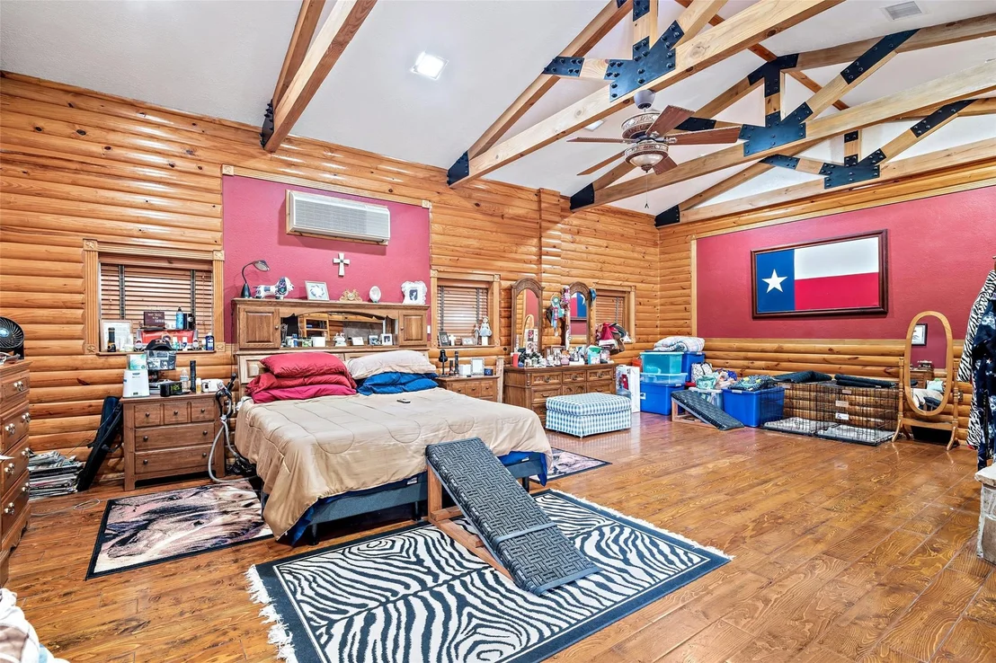 Photo of 7438 Wright Road