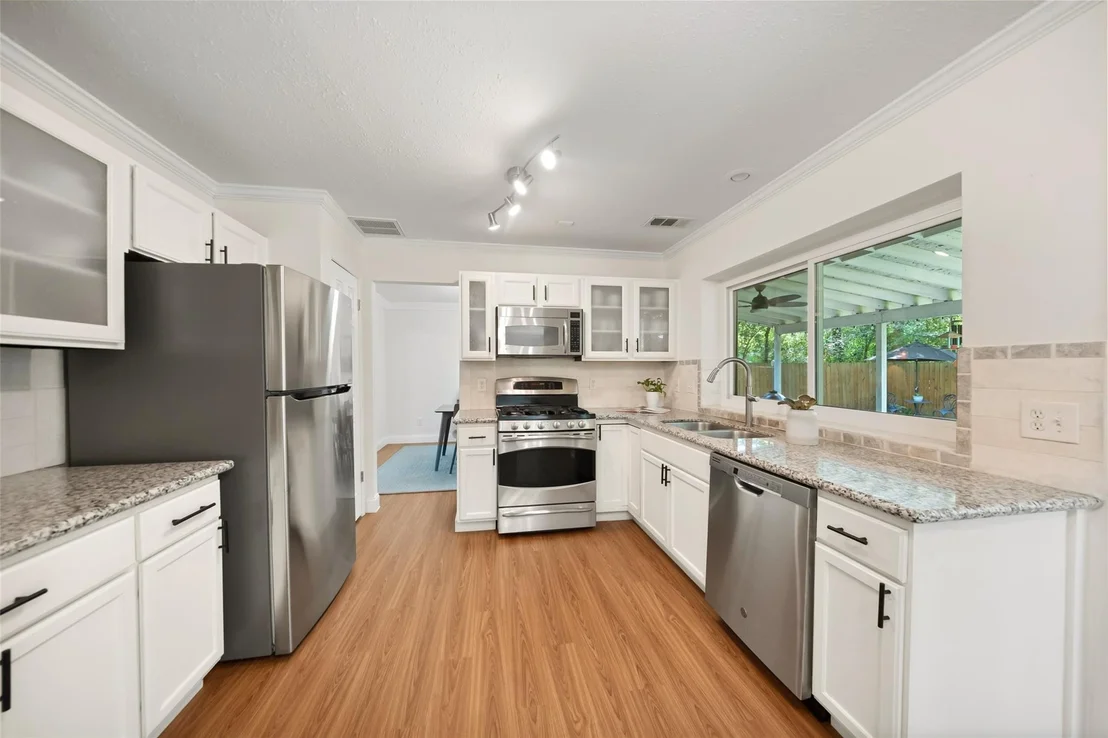 Photo of 3 E Stony Bridge Circle