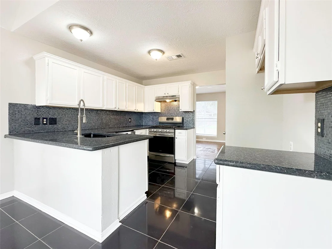 Photo of 7843 Yellow Pine Drive