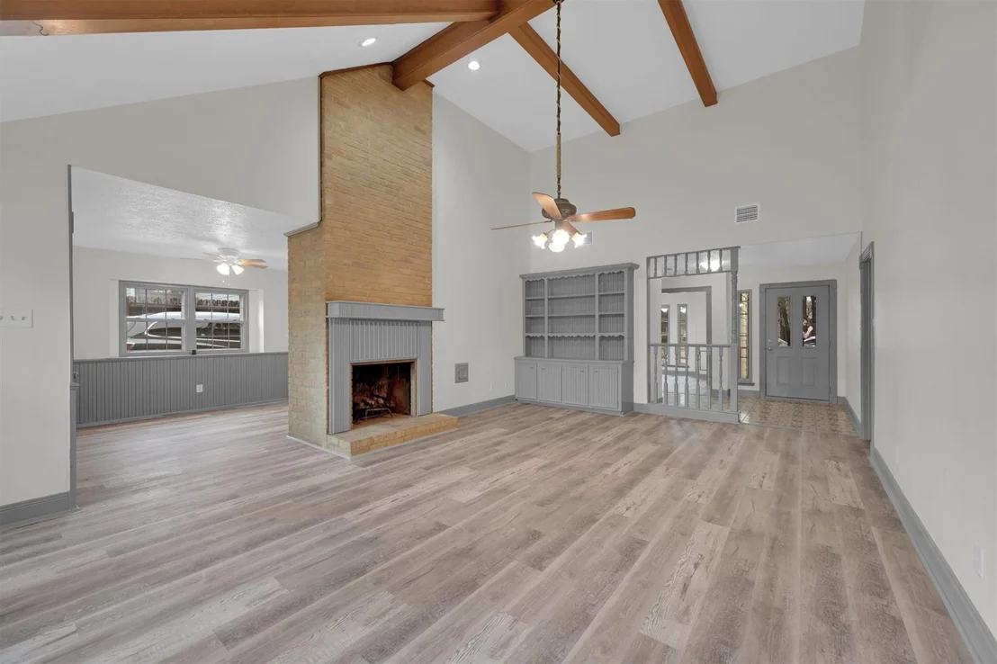 Photo of 7522 Live Oak Drive