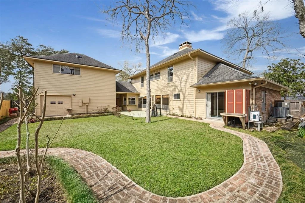 Photo of 16306 Laurelfield Drive