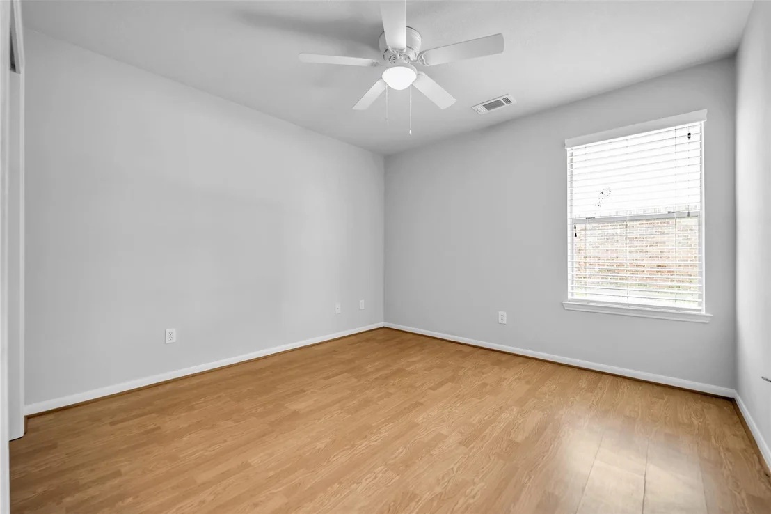 Photo of 4109 Oak Point Drive