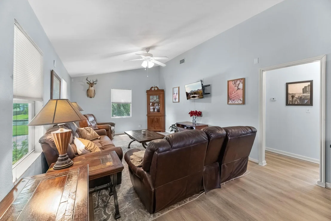 Photo of 518 Marine Way
