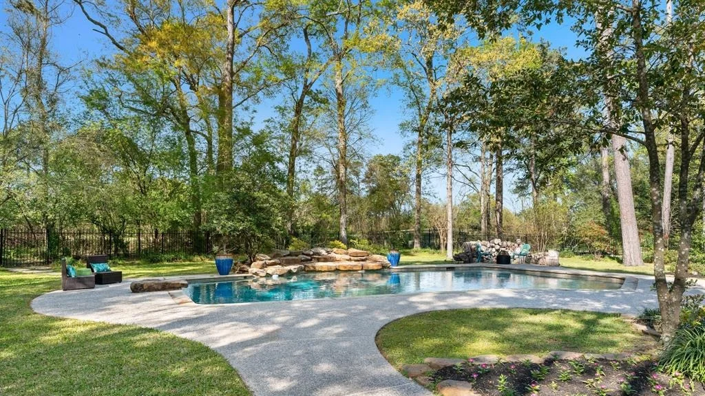 Photo of 2905 E Wildwind Circle