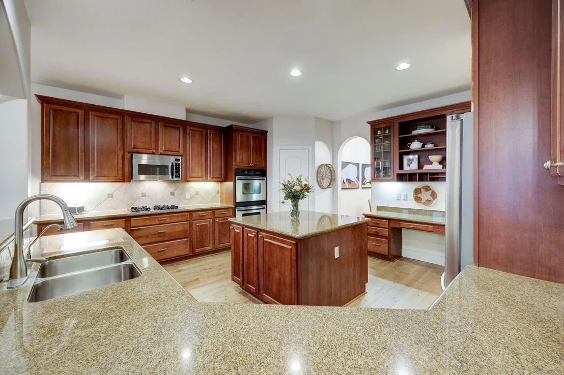 Photo of 1014 Harbour Sands Drive