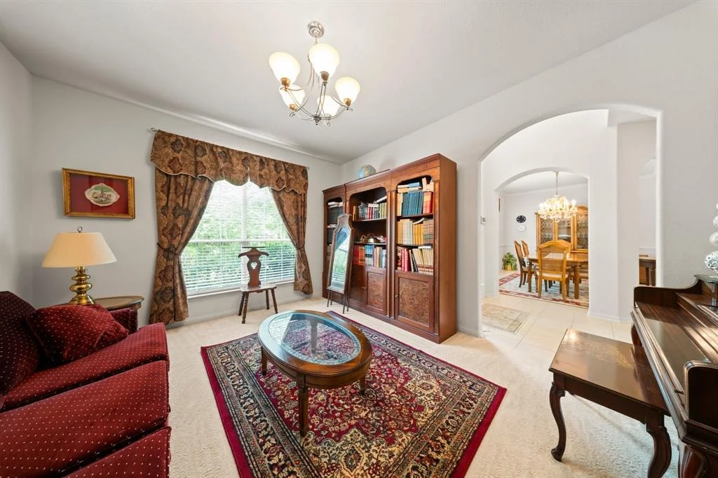 Photo of 7 Cairn Oaks Place