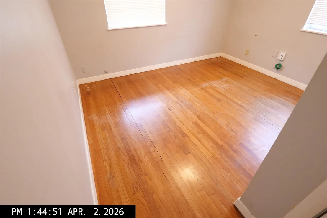 Photo of 6406 Scribner