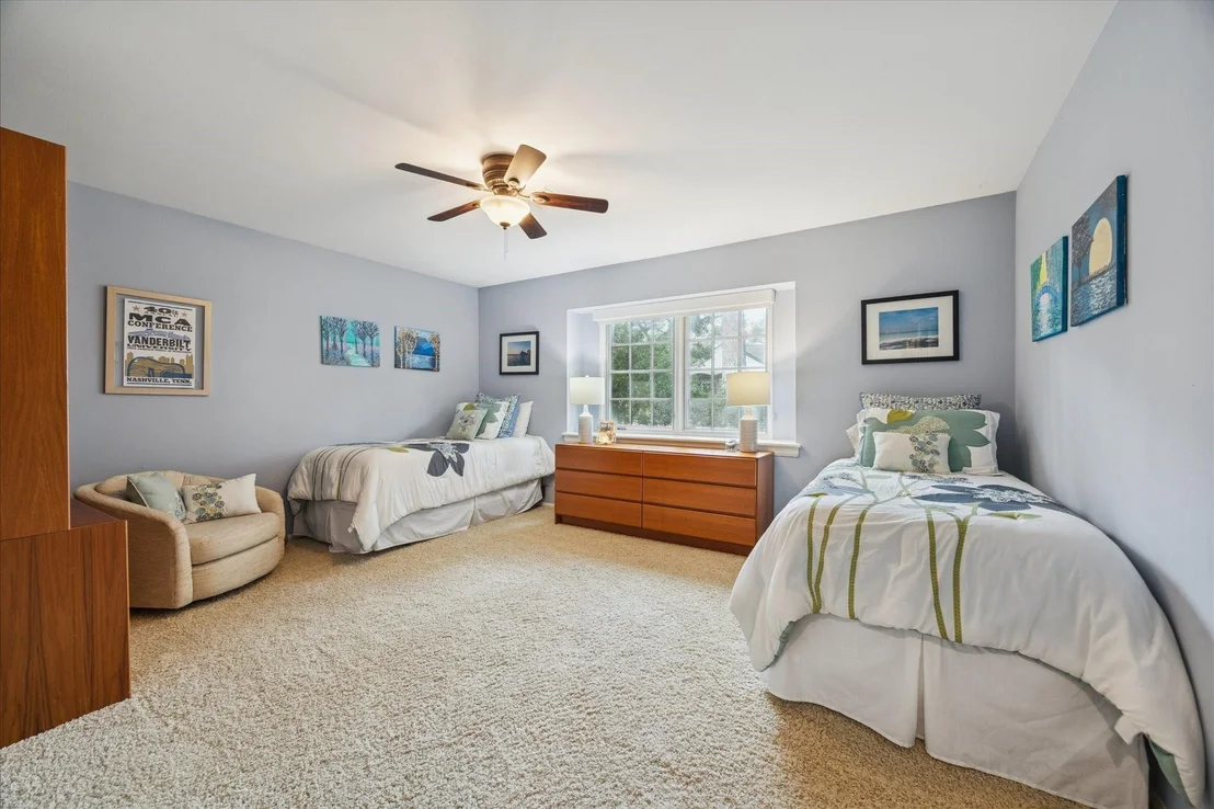 Photo of 14415 Carolcrest Drive