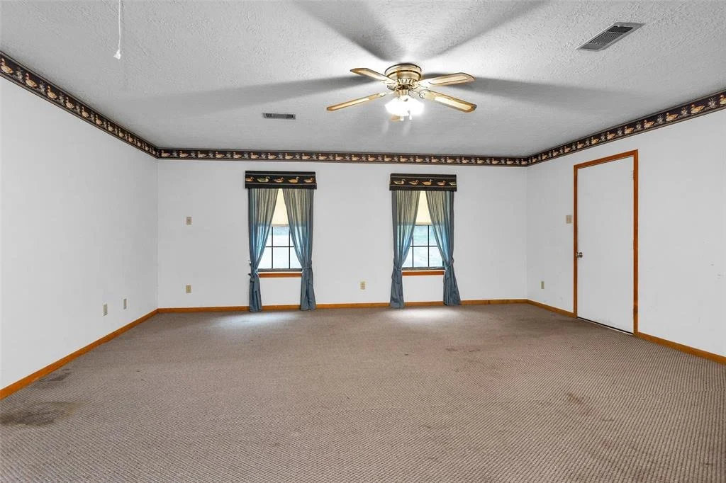 Photo of 24614 Spruce