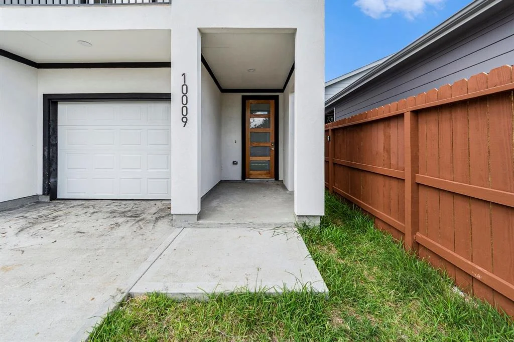 Photo of 10009 Morocco Road