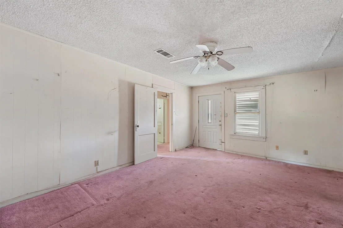 Photo of 121 Lake Road