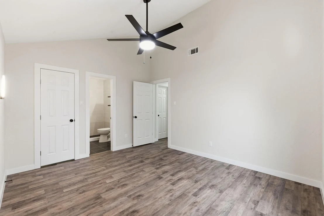 Photo of 7534 Shaddock Drive