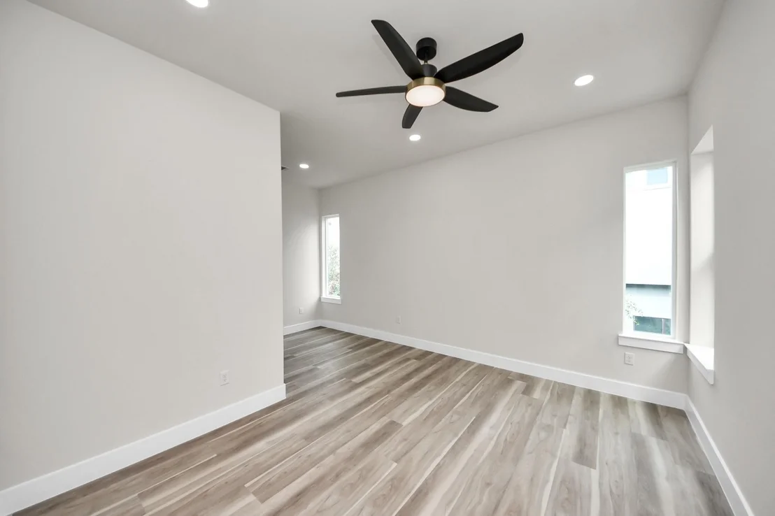 Photo of 2014 Blodgett Street
