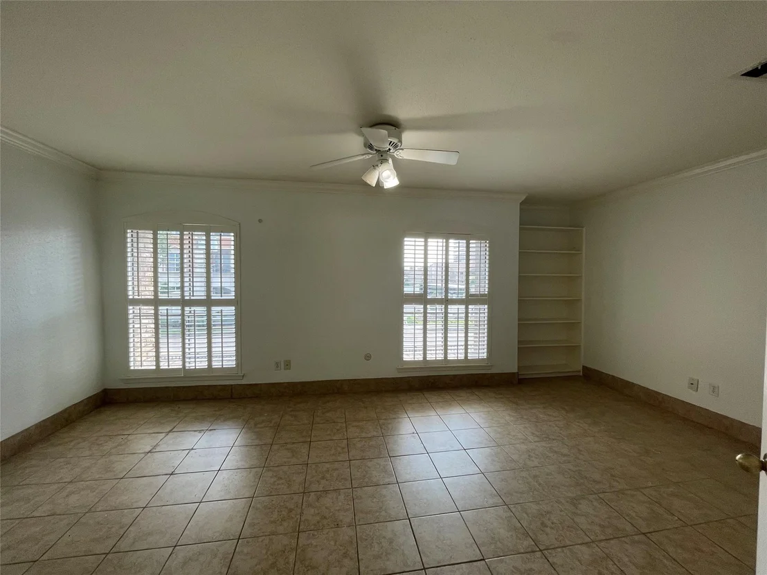Photo of Unit 4 at 1908 Augusta Drive