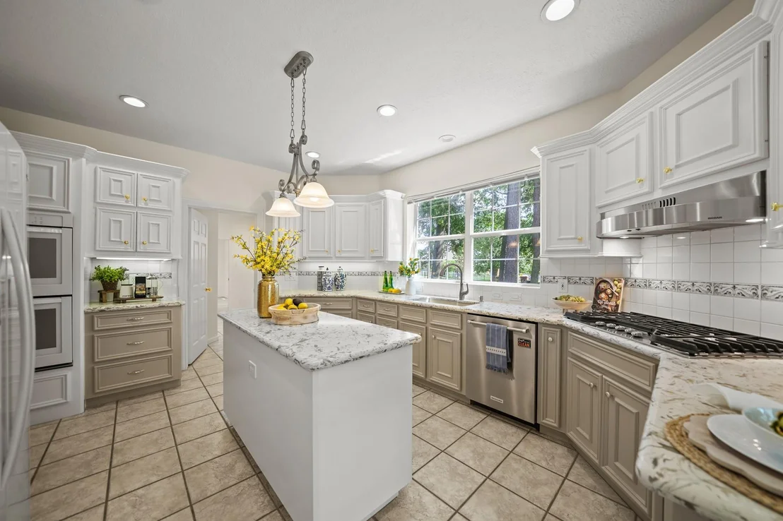 Photo of 12690 Longmire Way