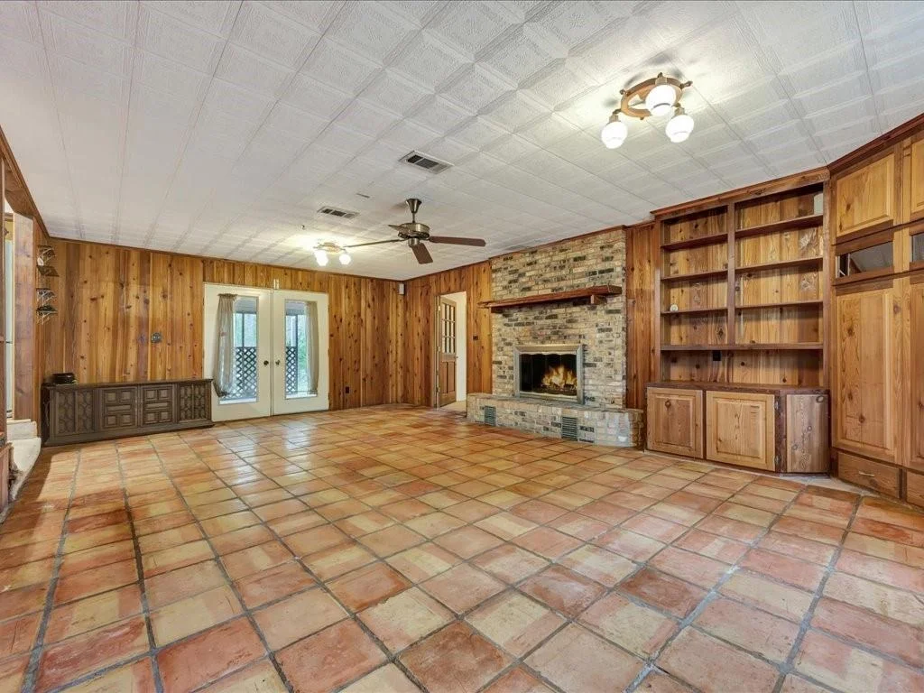 Photo of 235 County Barn Rd