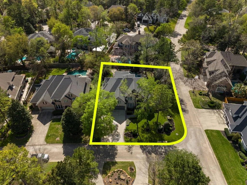 Photo of 27 Snow Pond Place