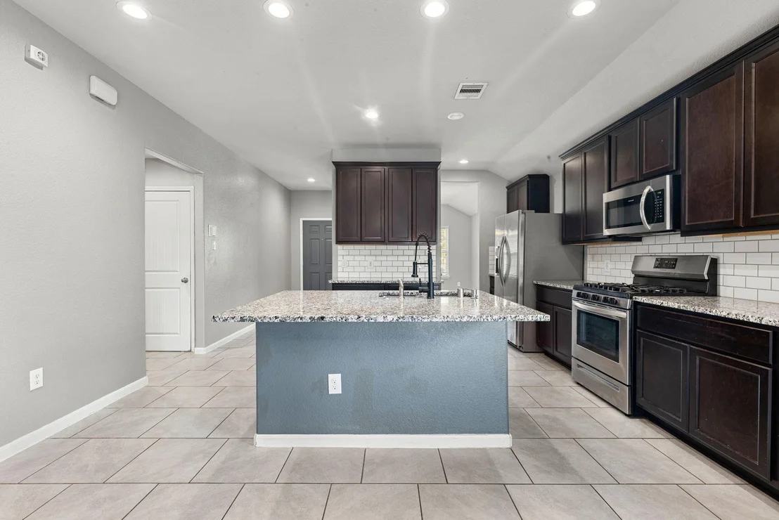 Photo of 614 Harvest Bluff Drive