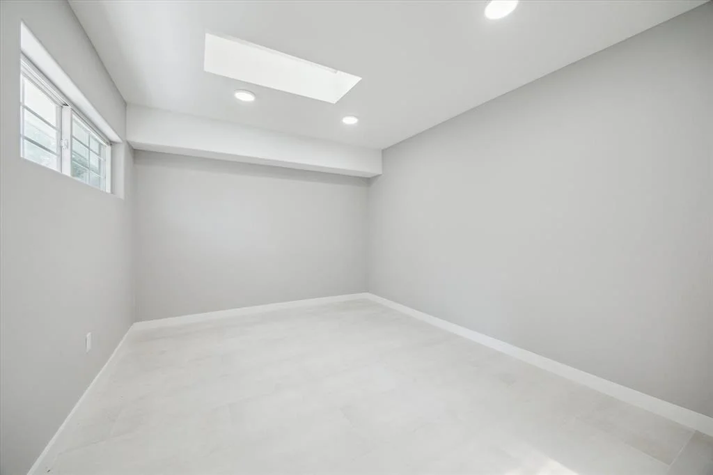 Photo of 8721 Westview Drive