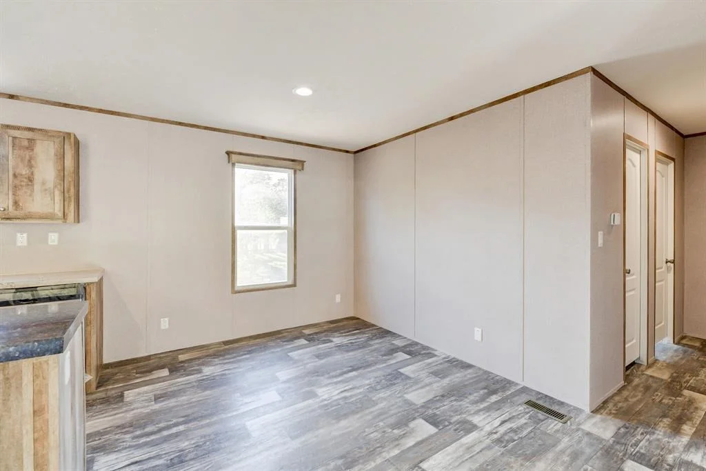 Photo of 421 County Road 4010